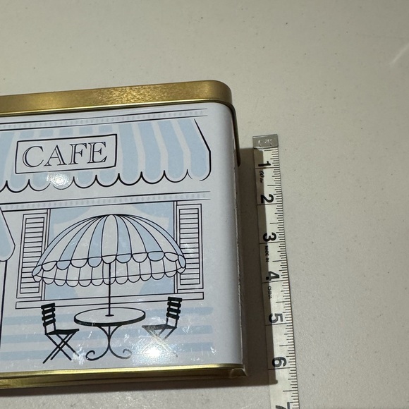 Set of 4 “village” tins-use alone or together- all are BRAND NEW! See pic 4 more - Picture 3 of 16